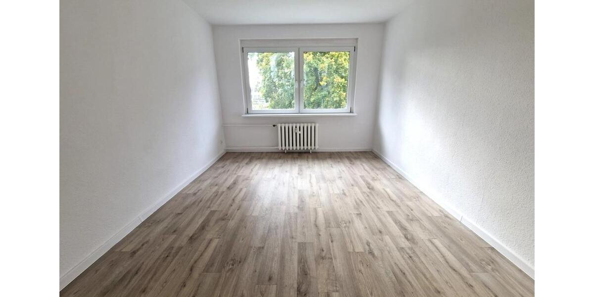 Etagenwohnung Hötensleben - 4 Zimmer, 69 m&sup2;, 275&euro; | Angebot:23038472