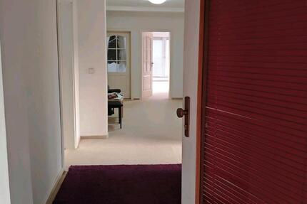 25 qm Zimmer in 3er Frauen-WG 1 zimmer