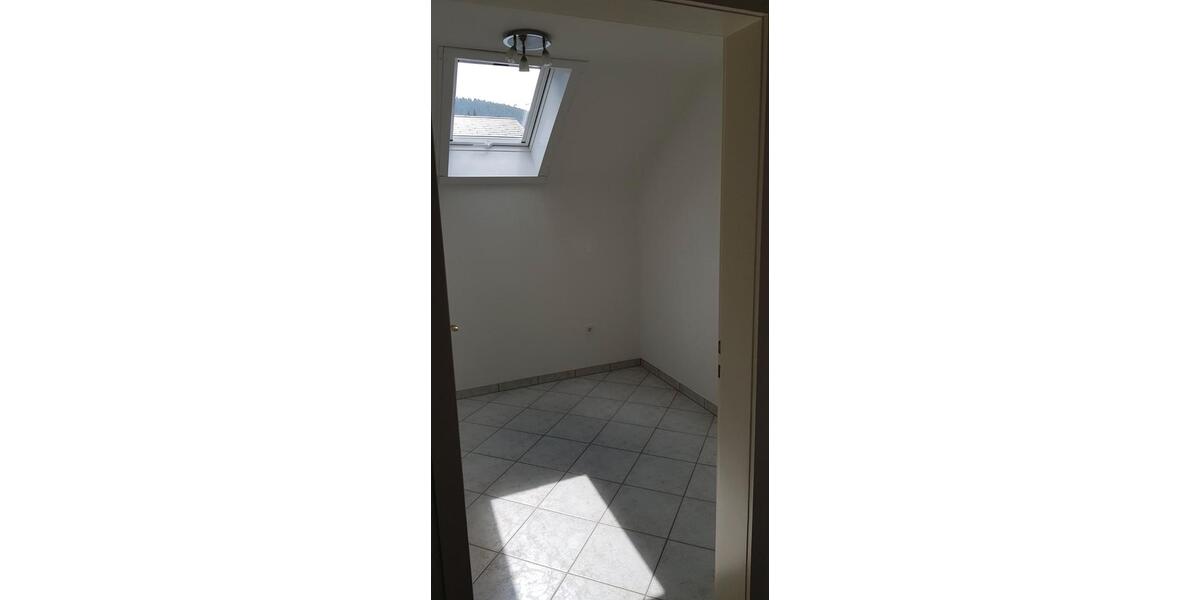 Dachgeschoßwohnung Baiersbronn - 3 Zimmer, 78 m&sup2;, 740&euro; | Angebot:26624317