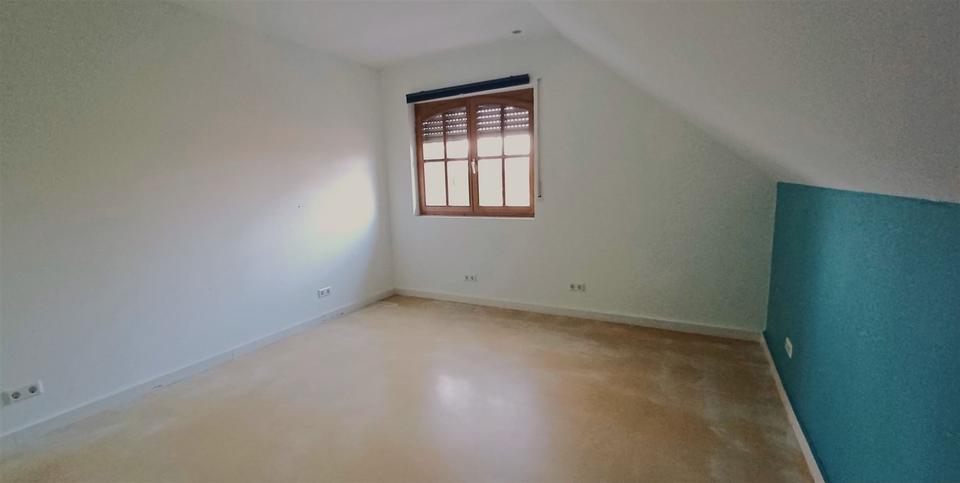 Etagenwohnung Kehl - 5 Zimmer, 200 m&sup2;, 1.800&euro; | Angebot:23846186