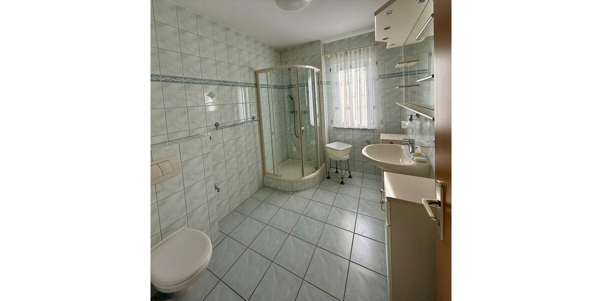 Erdgeschoßwohnung Ueckermünde - 2 Zimmer, 63 m&sup2;, 475&euro; | Angebot:25947734