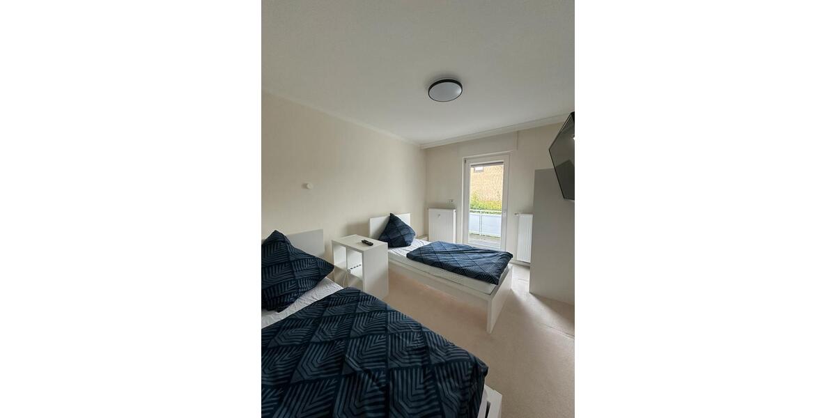 Wohnen auf Zeit Gütersloh Avenwedde - 21 Zimmer, 370 m&sup2;, 22&euro; | Angebot:25335923