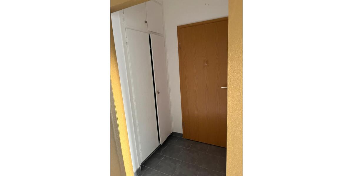 Etagenwohnung Birkenfeld - 3 Zimmer, 83 m&sup2;, 700&euro; | Angebot:26441199
