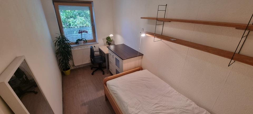 Wohnen auf Zeit Kaufering - 6 Zimmer, 120 m&sup2;, 540&euro; | Angebot:24489317