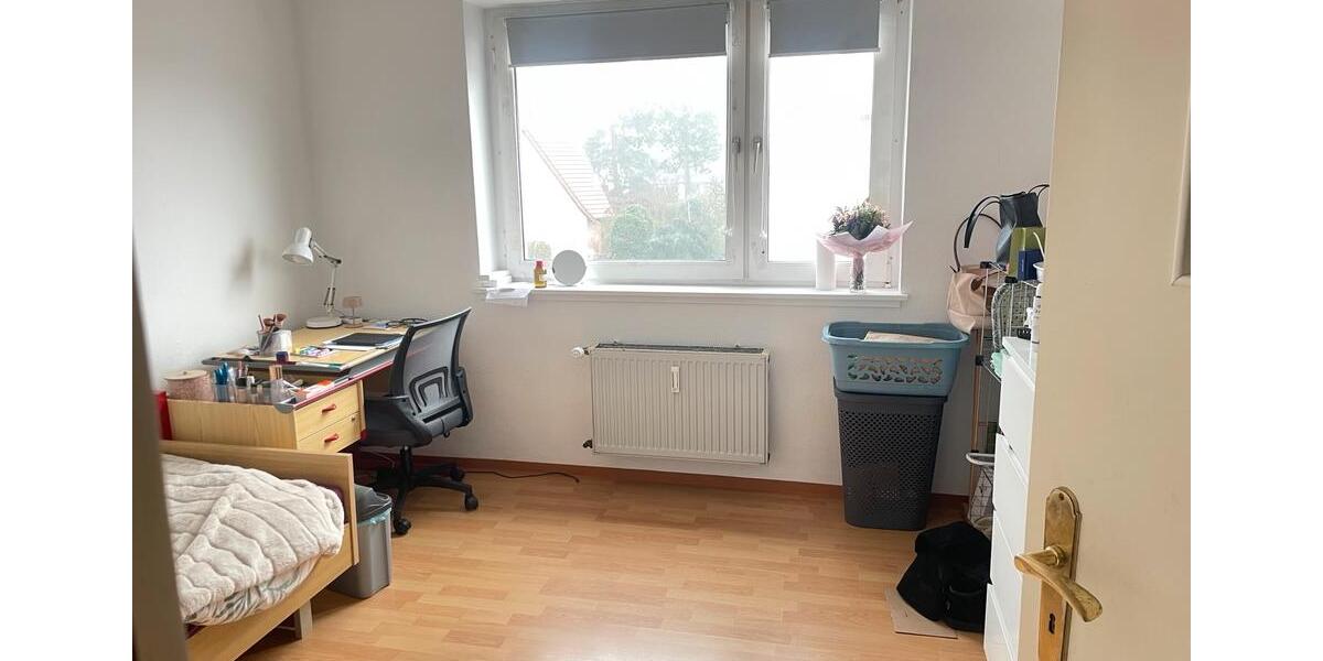 Helles, möbliertes Zimmer in Frauen-WG-Marburg ab Februar 2026 1 zimmer