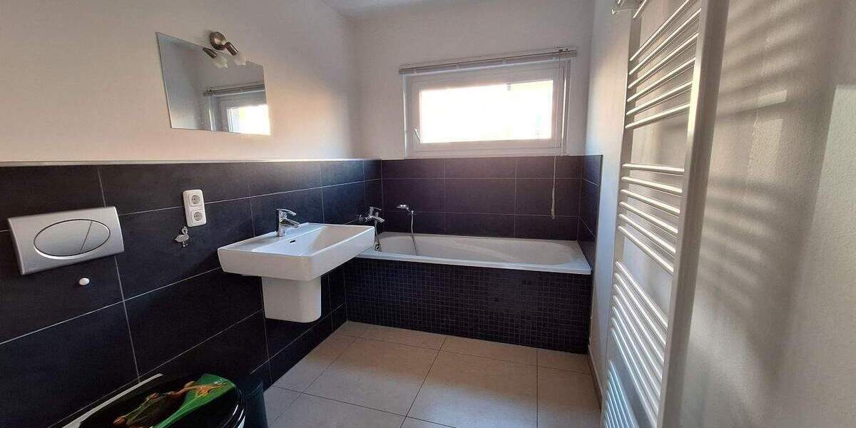 Reihenmittelhaus Greifswald Südstadt - 4 Zimmer, 140 m&sup2;, 1.400&euro; | Angebot:25769283