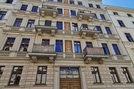 ** 2- Raum Wohnung mit Balkon in zentraler Lage ** ab 01.11.2025 2 zimmer
