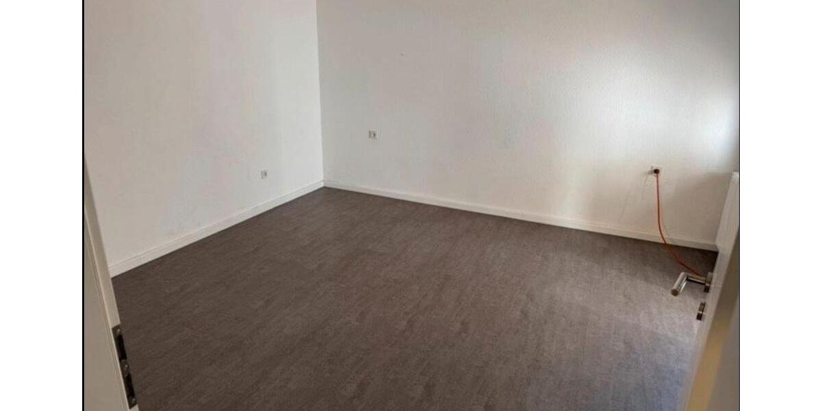 Erdgeschoßwohnung Quierschied - 3 Zimmer, 65 m&sup2;, 550&euro; | Angebot:25419300