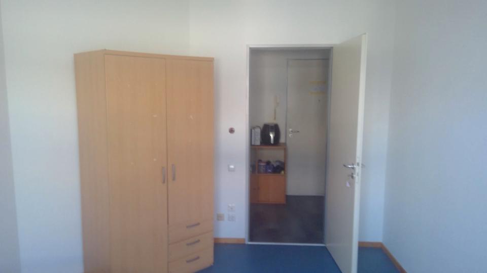 Wohnen auf Zeit Wiesbaden Schierstein - 4 Zimmer, 14 m&sup2;, 423&euro; | Angebot:26318943
