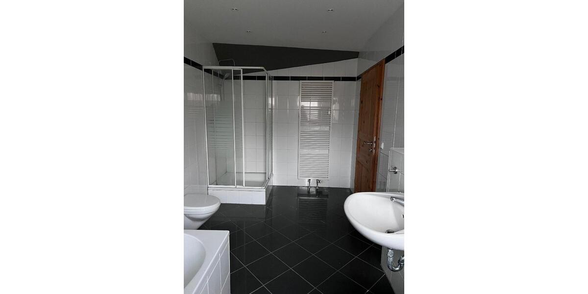 Maisonettenwohnung Nastätten - 6 Zimmer, 160 m&sup2;, 1.050&euro; | Angebot:26618750