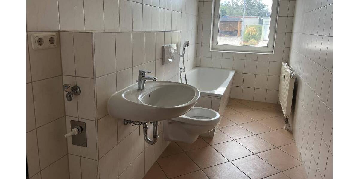 Etagenwohnung Königsbrück - 3 Zimmer, 76 m&sup2;, 720&euro; | Angebot:26083026