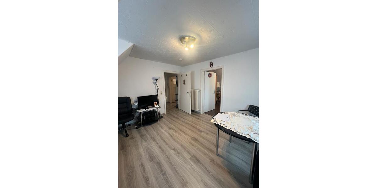 Dachgeschoßwohnung Hessisch Oldendorf - 2 Zimmer, 50 m&sup2;, 640&euro; | Angebot:26483403