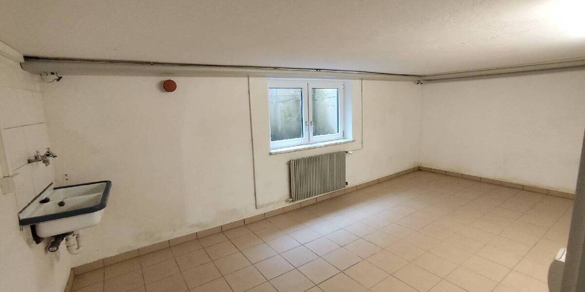 Etagenwohnung Kaufbeuren Kaufbeuren-Neugablonz - 2 Zimmer, 75 m&sup2;, 825&euro; | Angebot:25797314