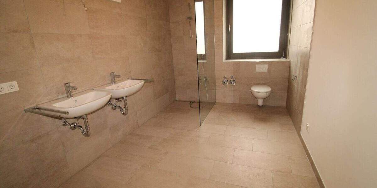 Etagenwohnung Spalt - 2 Zimmer, 75 m&sup2;, 865&euro; | Angebot:24821954