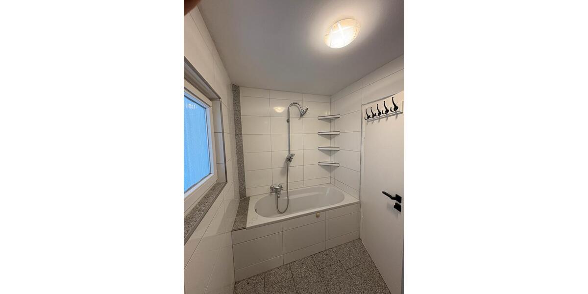 Terrassenwohnung Bad Wildbad - 4 Zimmer, 110 m&sup2;, 1.200&euro; | Angebot:26026670