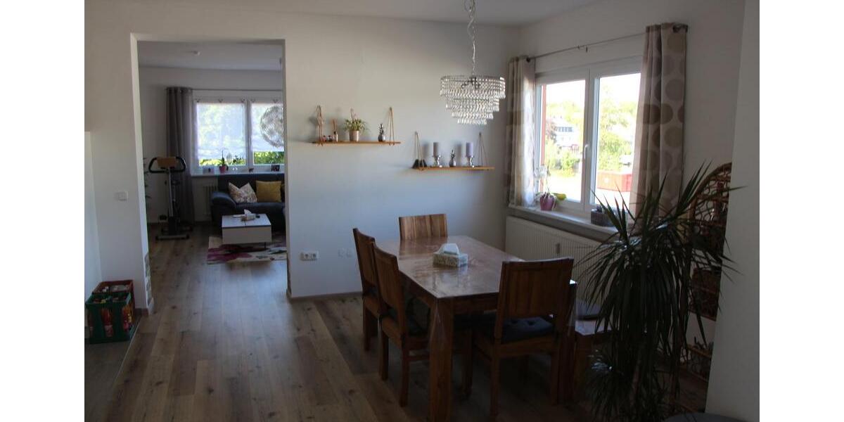 Etagenwohnung Selbitz - 2 Zimmer, 82 m&sup2;, 650&euro; | Angebot:26516745