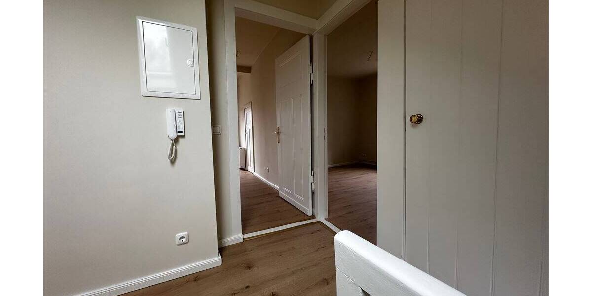 Einfamilienhaus Schulzendorf - 7 Zimmer, 146 m&sup2;, 1.900&euro; | Angebot:26079048