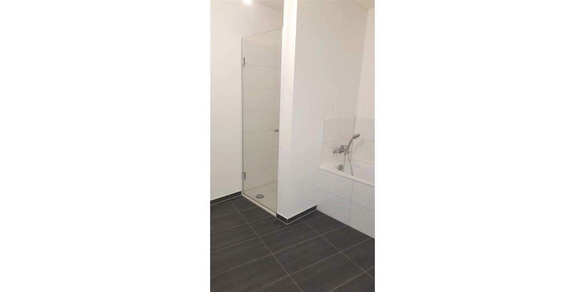 Zimmer Mönchengladbach Stadtmitte - 3 Zimmer, 87 m&sup2;, 1.158&euro; | Angebot:25707467