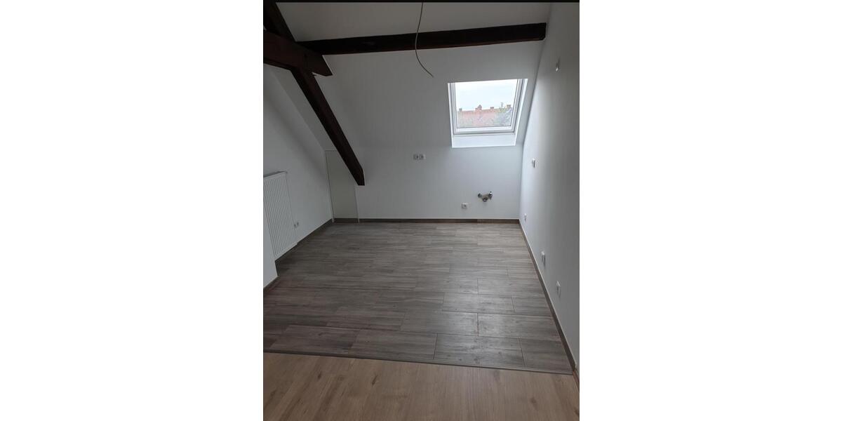 Dachgeschoßwohnung Mannheim Sandhofen - 3 Zimmer, 72 m&sup2;, 800&euro; | Angebot:24772641