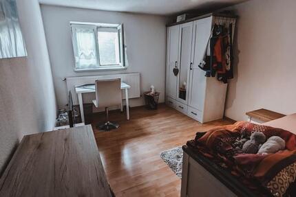Wohnung Singen (Hohentwiel) - 1 Zimmer, 15 m&sup2;, 470&euro; | Angebot:25843441