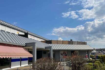 Halle in Grana 1.000 € 228.92 m² zimmer