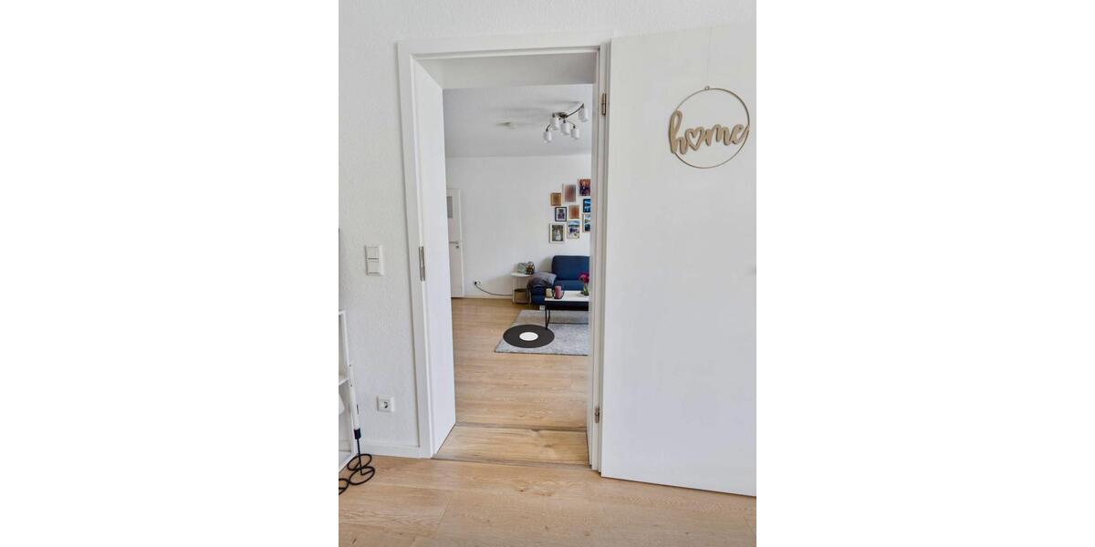 Etagenwohnung Hannover Vahrenwald-List - 4 Zimmer, 98 m&sup2;, 1.250&euro; | Angebot:25943324