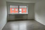 3 Zimmer, Balkon, 2 Obergeschoss in Sackgassenlage zimmer