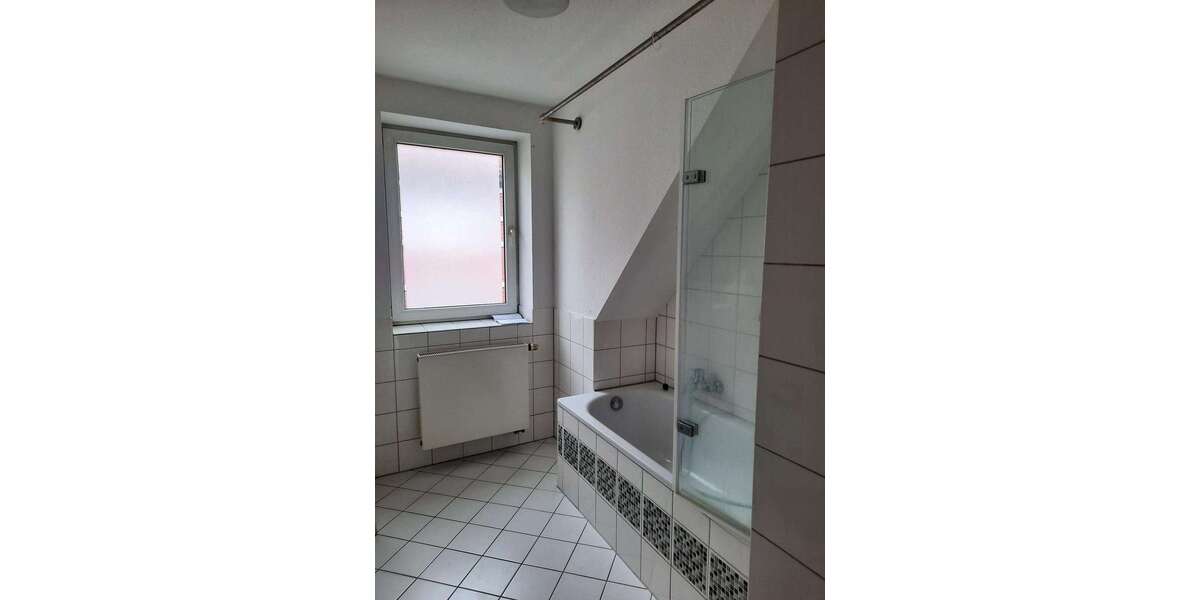 großzügige 3 Zimmer-Wohnung *gerade in Renovierung* mit Balkon und Küche - Appartement Magdeburg Werder | Angebot:10983278