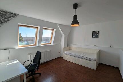 Wohnen auf Zeit Bremerhaven Lehe - 6 Zimmer, 170 m&sup2;, 350&euro; | Angebot:26477405