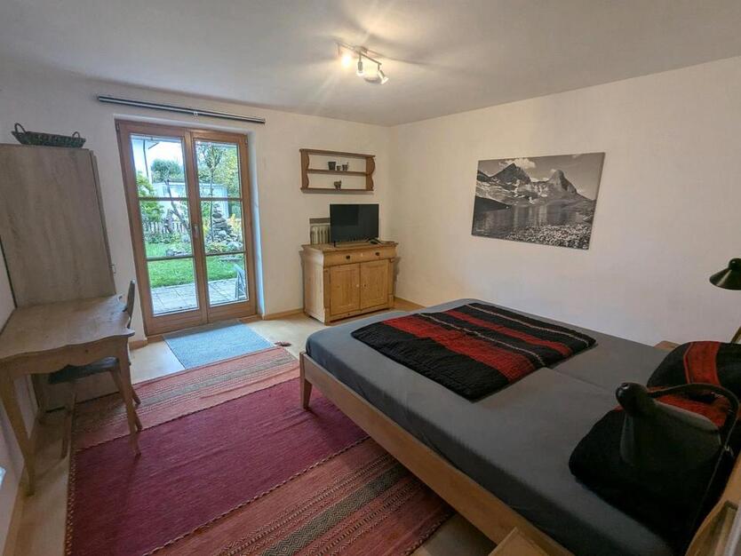 helle 2,5 Zimmer Wohnung befristet zu vermieten