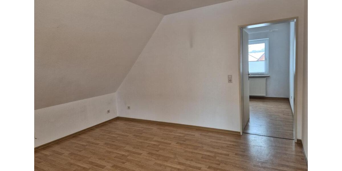 Dachgeschoßwohnung Saterland - 2 Zimmer, 65 m&sup2;, 500&euro; | Angebot:24866308
