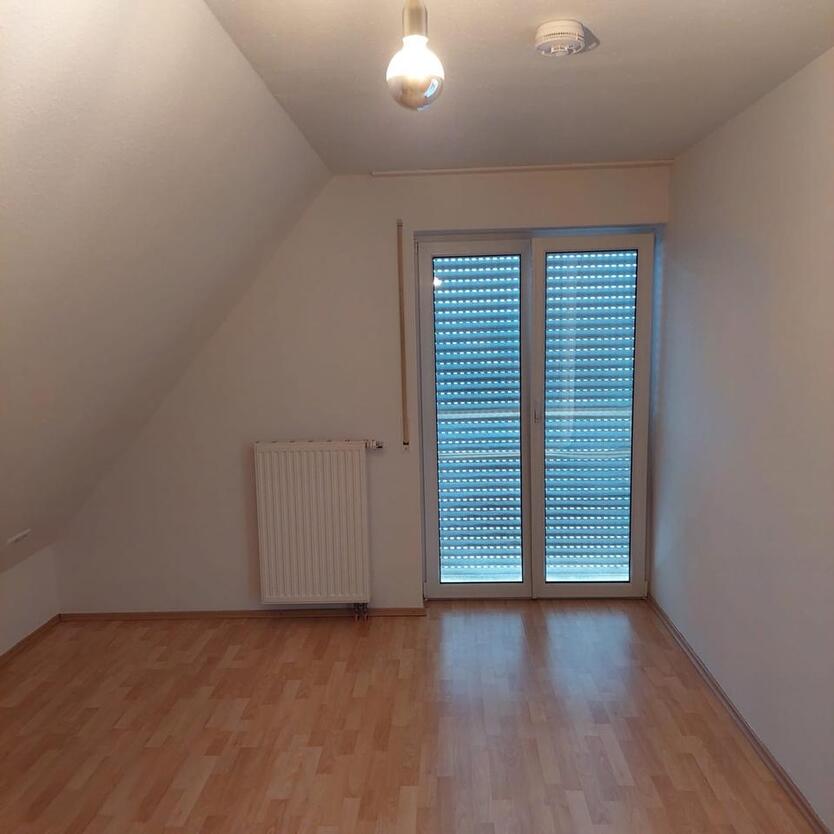 2er-WG in 3-Zimmer-Wohnung Nähe Uni & Science Park ab sofort