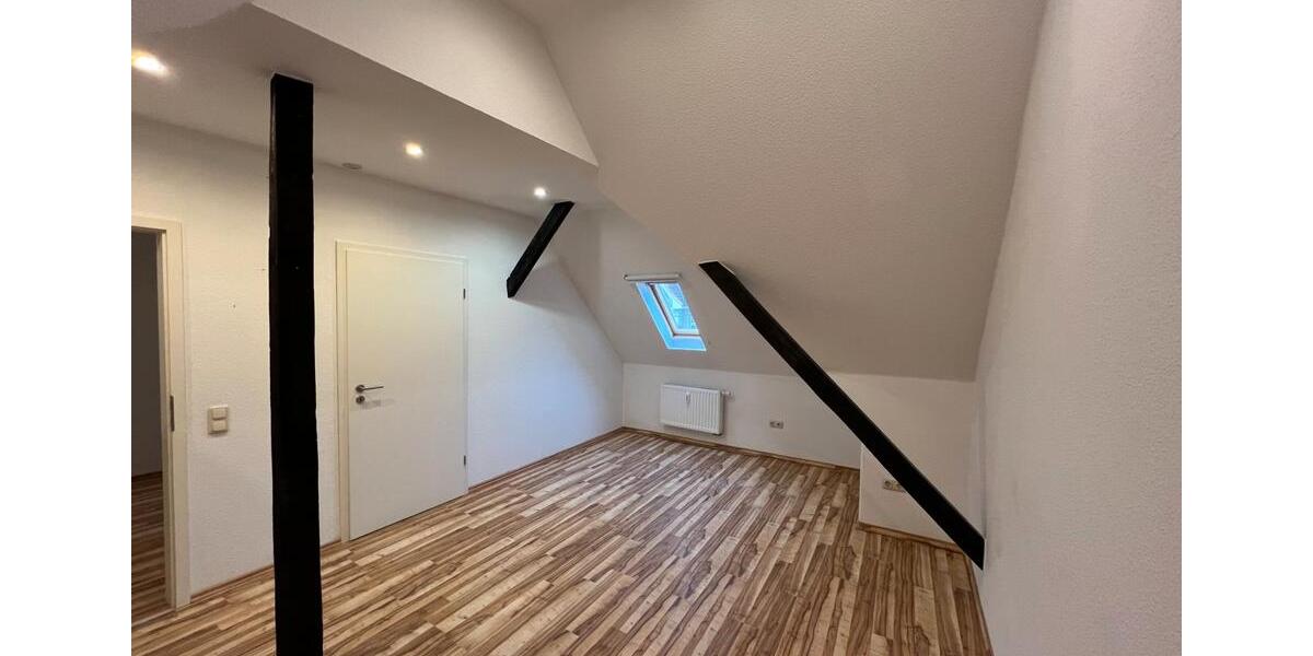 Dachgeschoßwohnung Brunsbüttel - 2 Zimmer, 44 m&sup2;, 440&euro; | Angebot:26131623