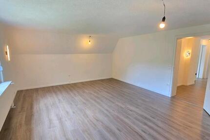 Wohnung Hilchenbach - 3 Zimmer, 87 m&sup2;, 690&euro; | Angebot:26648915