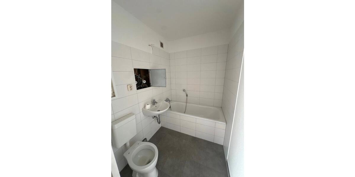 Etagenwohnung Wolgast - 4 Zimmer, 88 m&sup2;, 842&euro; | Angebot:26425833