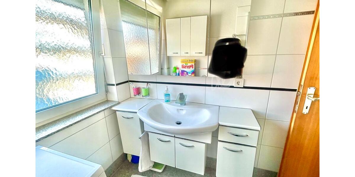 Etagenwohnung Sindelfingen Sindelfingen (Stadt) - 4 Zimmer, 98 m&sup2;, 1.400&euro; | Angebot:24857814