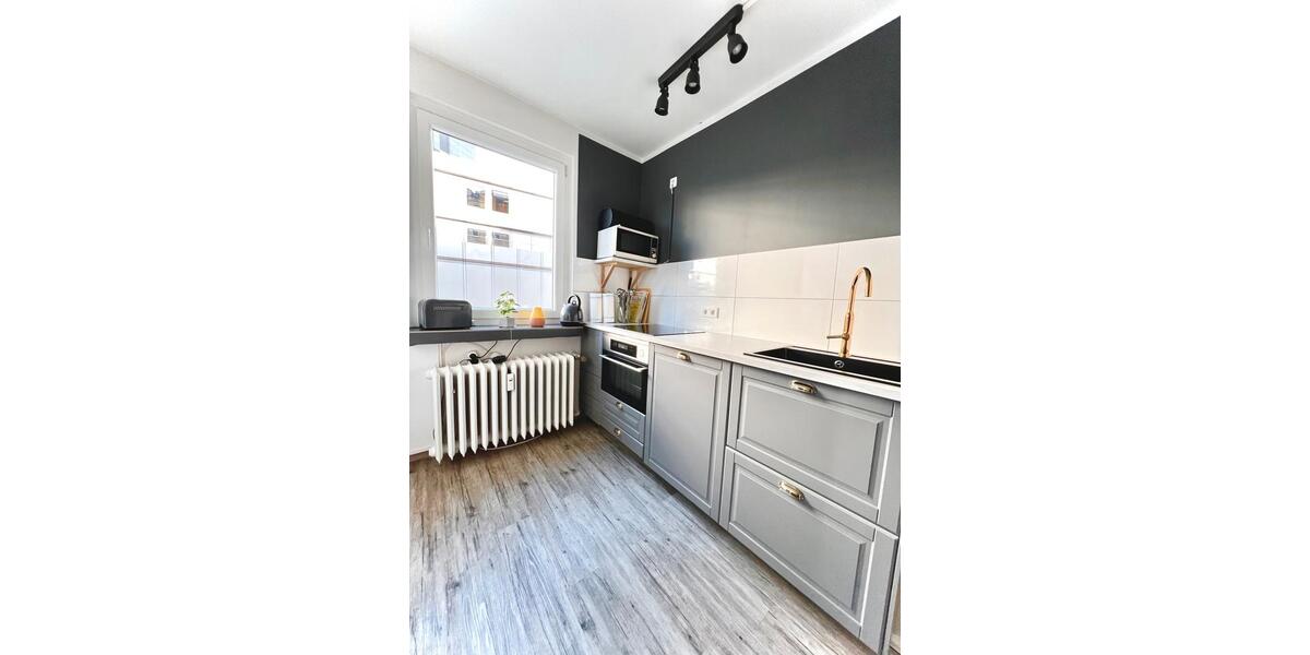 Wohnen auf Zeit Düsseldorf Stadtmitte - 2 Zimmer, 80 m&sup2;, 2.200&euro; | Angebot:25723305