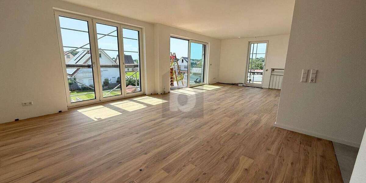 Etagenwohnung Achern - 3 Zimmer, 102 m&sup2;, 1.320&euro; | Angebot:25238250