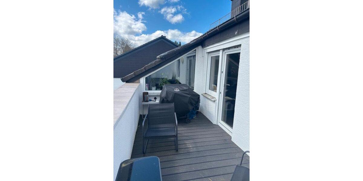 Dachgeschoßwohnung Otterberg - 4 Zimmer, 93 m&sup2;, 930&euro; | Angebot:26267775