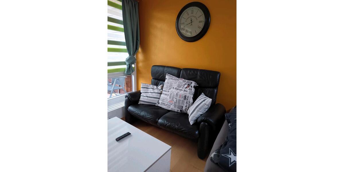 1 Zimmer Apartment möbliert, Balkon, Keller. Warmmiete 1 zimmer