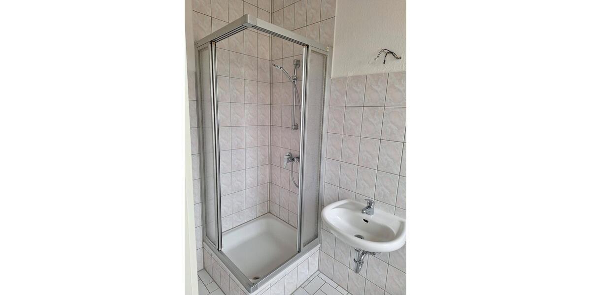 Etagenwohnung Bernburg (Saale) - 2 Zimmer, 45 m&sup2;, 295&euro; | Angebot:26698377