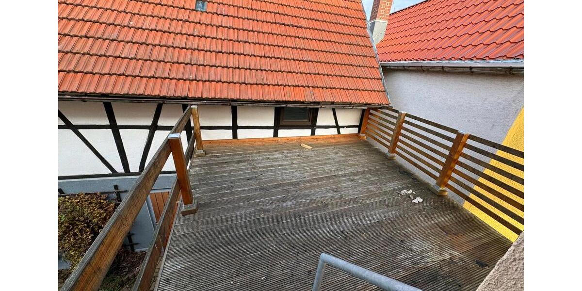 Maisonette-Wohnung in EFH mit Garten u. Nebengebäude 4 zimmer