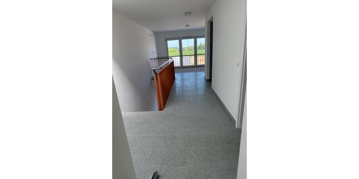 Erdgeschoßwohnung Neu-Ulm Burlafingen - 2 Zimmer, 80 m&sup2;, 1.200&euro; | Angebot:24430392