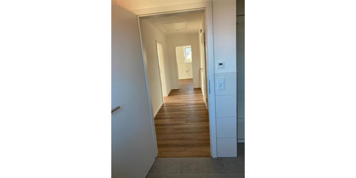 Dachgeschoßwohnung Neusitz - 2.5 Zimmer, 60 m&sup2;, 720&euro; | Angebot:25416895