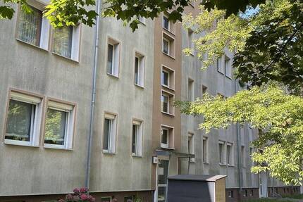 Wohnung Bitterfeld-Wolfen Wolfen - 3 Zimmer, 58 m&sup2;, 380&euro; | Angebot:25706265