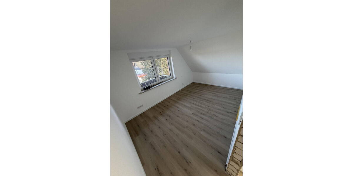 Etagenwohnung Achim Baden - 4 Zimmer, 110 m&sup2;, 1.300&euro; | Angebot:26176422