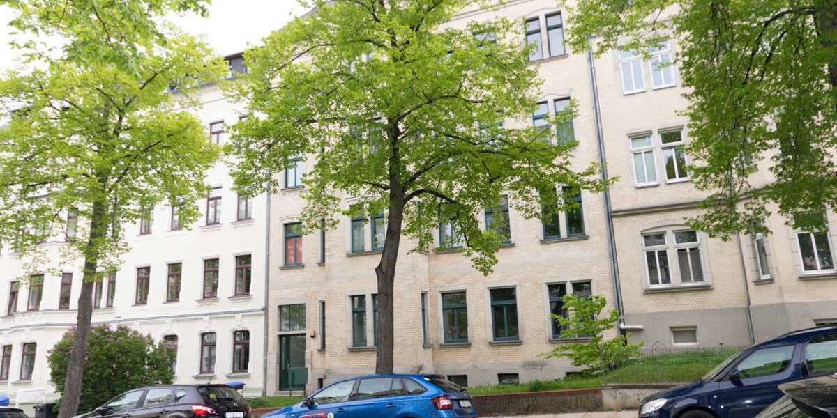 Etagenwohnung Chemnitz Kaßberg - 3 Zimmer, 81 m&sup2;, 420&euro; | Angebot:26845100
