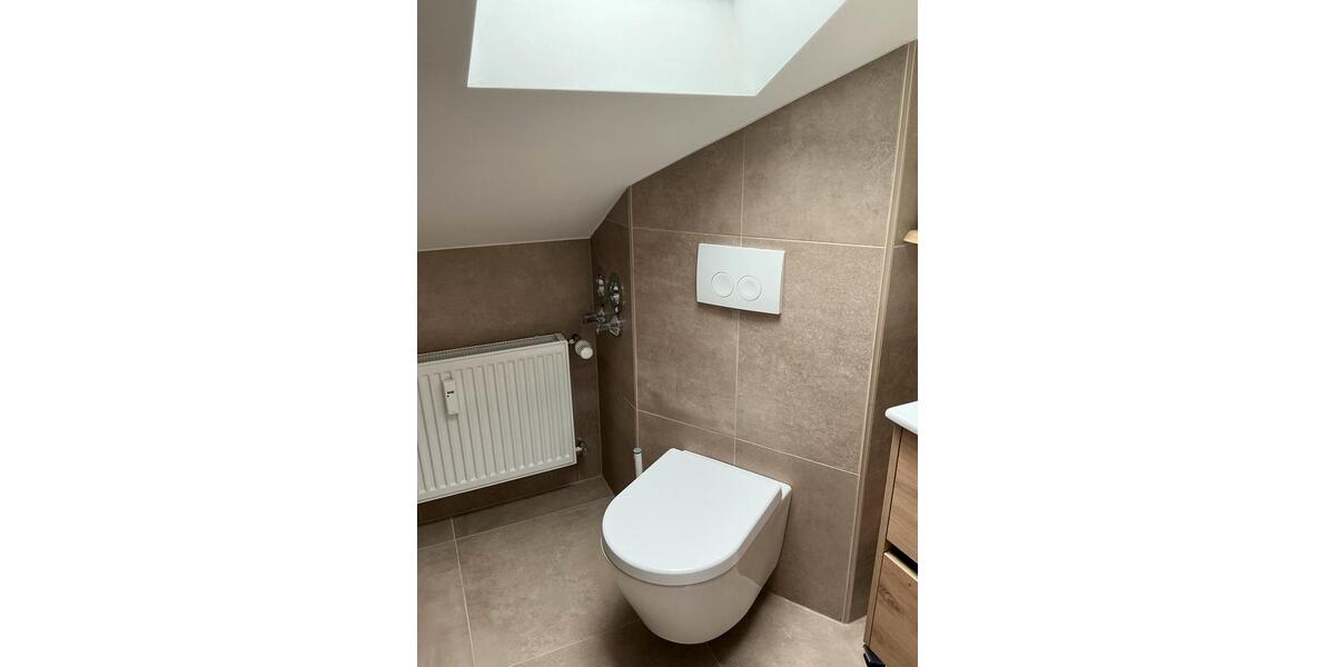 Dachgeschoßwohnung Plattling - 3 Zimmer, 75 m&sup2;, 800&euro; | Angebot:26114587