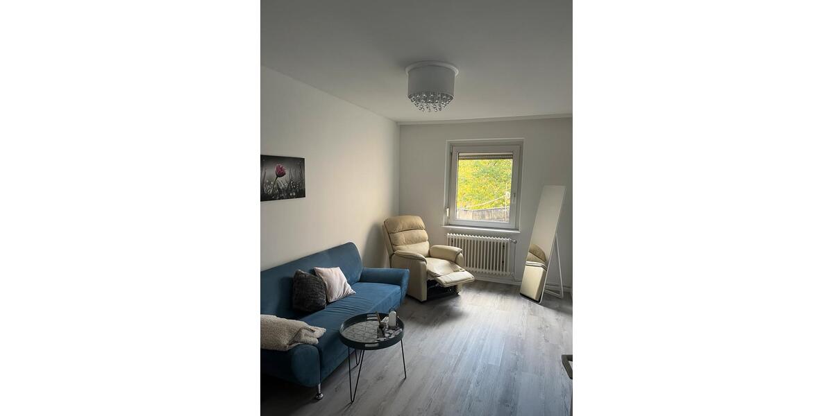 W-G Zimmer in Krefeld , NUR FÜR FRAUEN Nichtraucher 3 zimmer