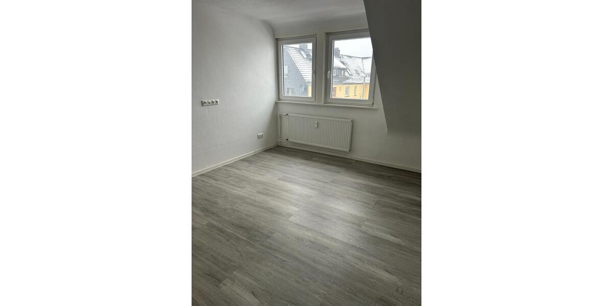 Helle 3-Zimmer-Wohnung mit Südbalkon in Braunschweig-Stöckheim 3 zimmer